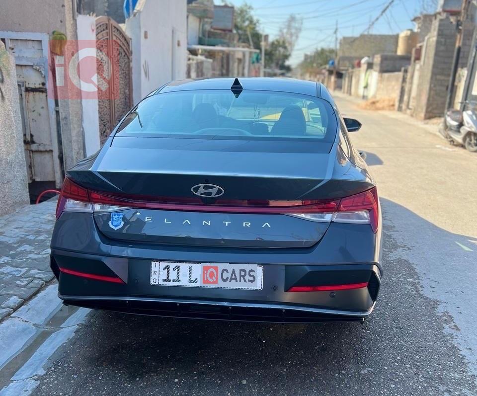 هیوندای ئەلەنترا